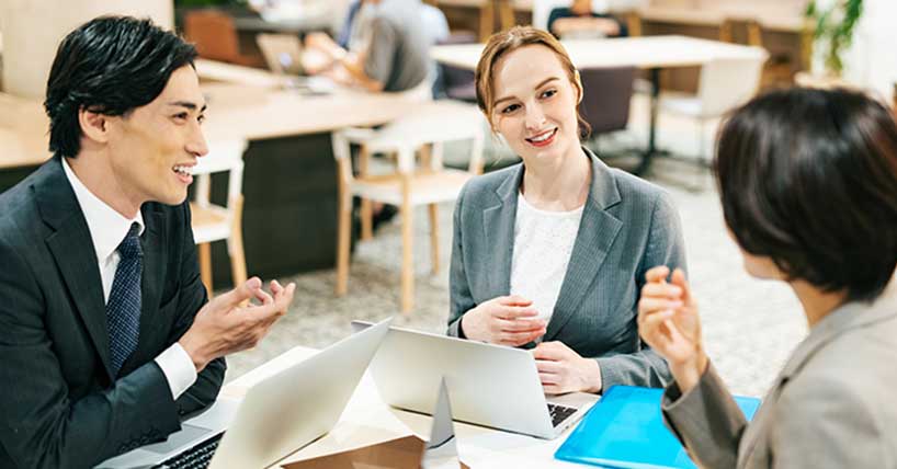 英語で話せる貴重な人材