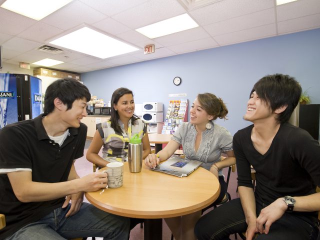 グローバルビレッジイングリッシュセンター ビクトリア校