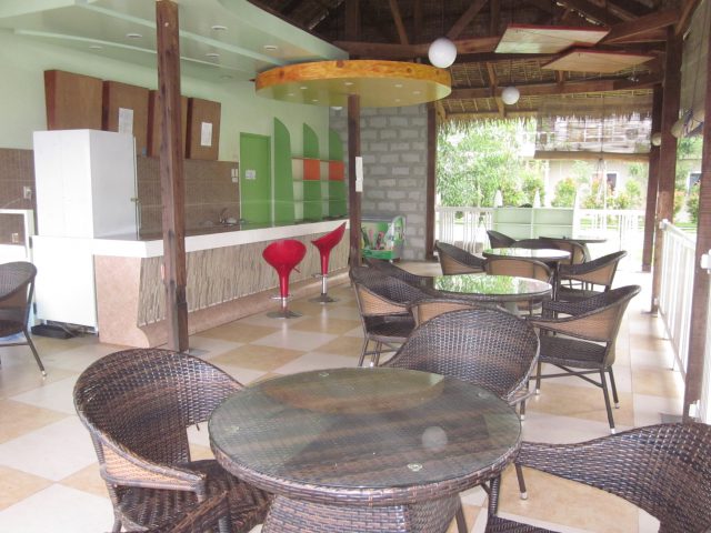 イージーアカデミー