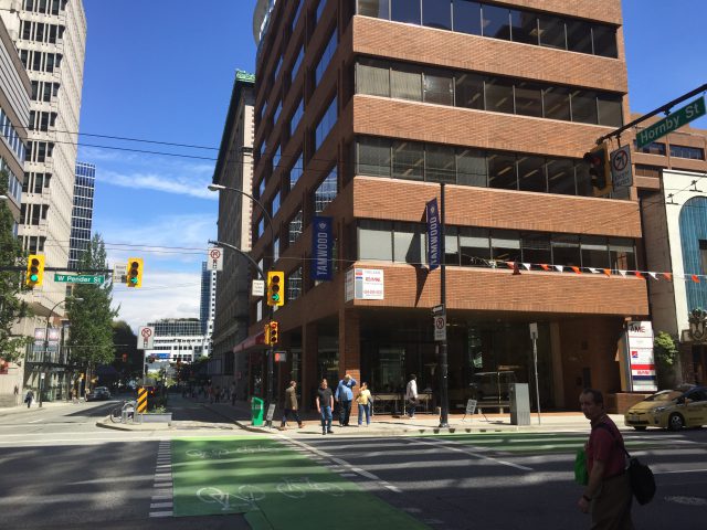 タムウッド ランゲージセンター バンクーバー校