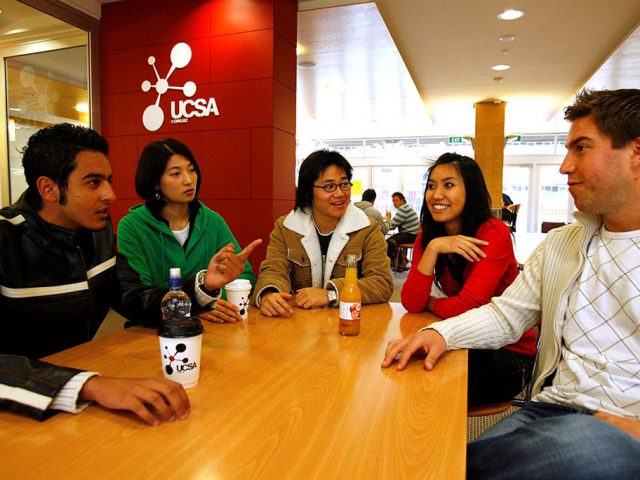 CCEL カレッジオブイングリッシュ