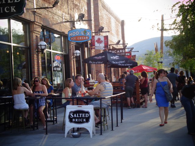 バンウエストカレッジ ケロウナ校