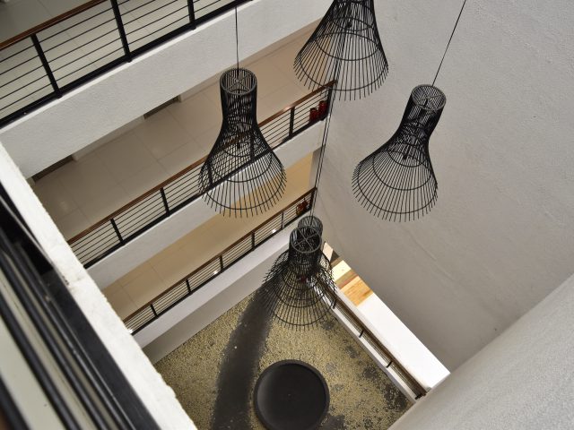 イーブイ イングリッシュ アカデミー