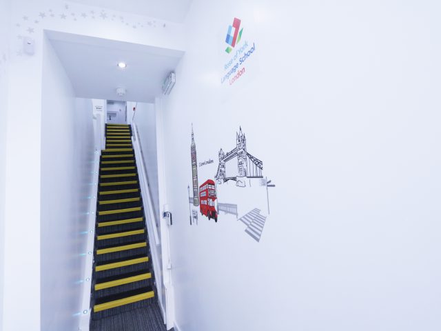 ローズオブヨーク ランゲージスクール ロンドン