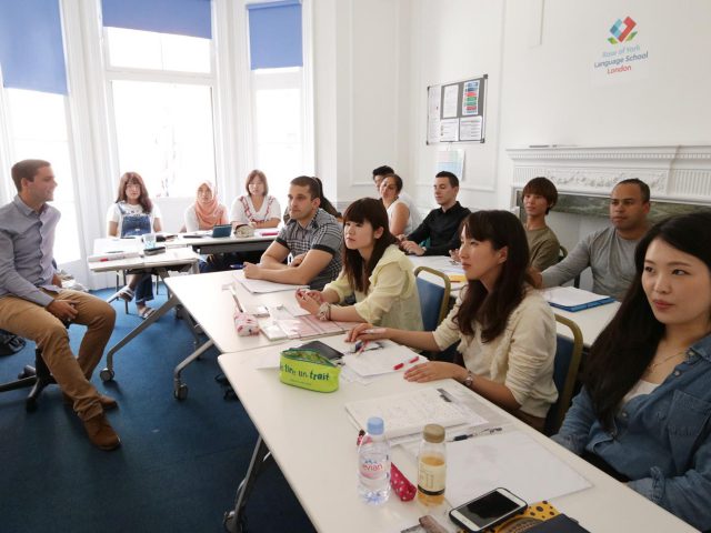 ローズオブヨーク ランゲージスクール ロンドン