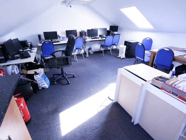 ローズオブヨーク ランゲージスクール ロンドン