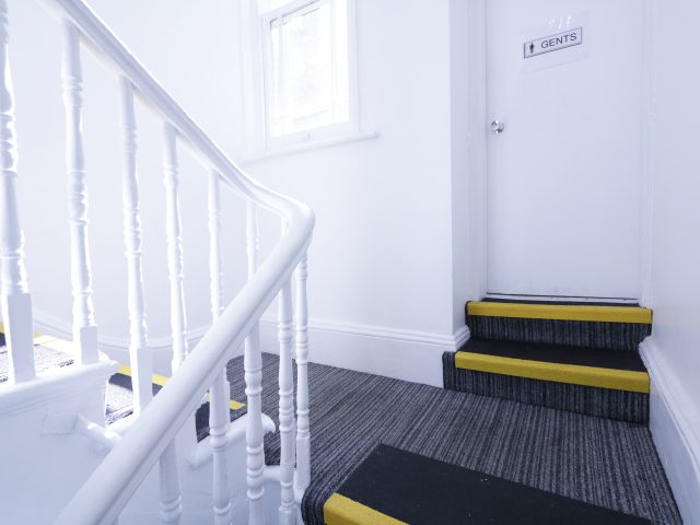 ローズオブヨーク ランゲージスクール ロンドン